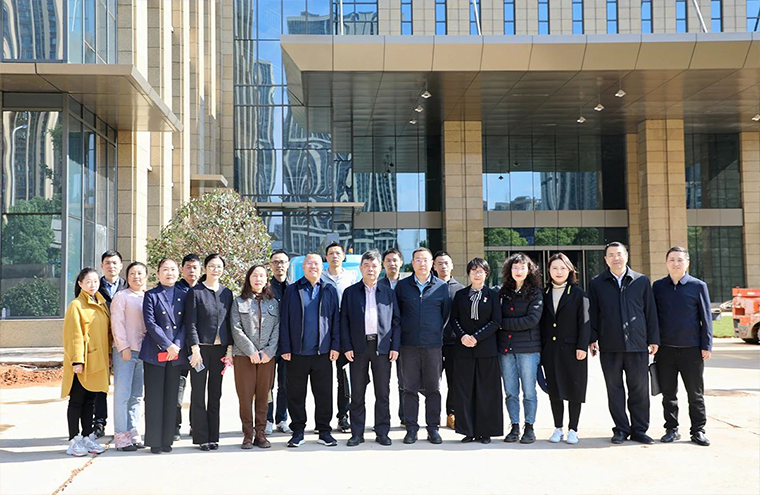 湖南省人大常委、致公黨湖南省委會副主委、秘書長田宗之一行蒞臨綠之韻中心調研