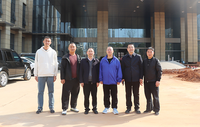 安化縣政協(xié)主席胡能華蒞臨綠之韻中心走訪調(diào)研