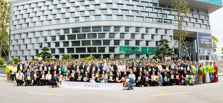 文化賦能 洞見(jiàn)未來(lái)｜胡國(guó)安董事長(zhǎng)專(zhuān)著《洞見(jiàn)的力量》簽售會(huì)再次熱力登場(chǎng)